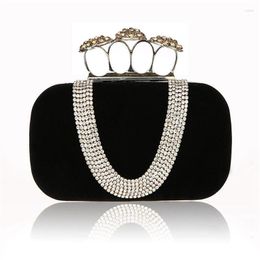 Evening Bags 2023 Arrival Fashion Design Diamond Finger Ring Shinying Classic Luxury Bling Day Clutch For Party Bag WY90