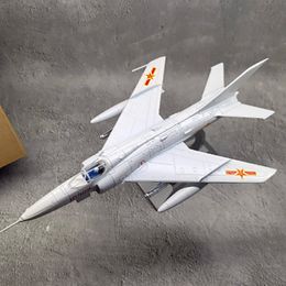Aircraft Modle Diecast Metal 1/72 Scale China Strong 5 Q-5 Fighter Aircraft Alloy Military Plane Model Toy Children Collection or Gift 230725