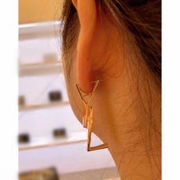 High quality Gold metal brass letter stud earrings.simple fashion designer earrings for Women. Christmas wedding bride gift designer Jewellery