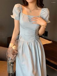 Casual Dresses French Square Neck Bubble Sleeve Break Skirt Design Sense: A Small Number Drawn Pleated Waist Blue Dress For