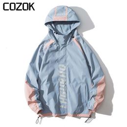 Mens Jackets Spring Varsity Hooded Windbreaker Letter Print Loose Couple Casual Fashion Patchwork Retro College Coats Unisex 230726