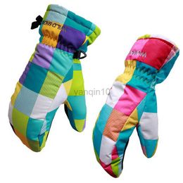 Ski Gloves Plaid Warm Boy Girl Ski Gloves Heated Waterproof Children Snowboard Mittens Outdoor Winter Sport Kids Glove Mountain Baby Mitten HKD230727 HKD230727