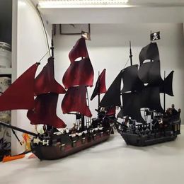 Decorative Objects Figurines Stock Queen Anne's Revenge Ship Compatible Black Pearl Model Ships Building Blocks Boys Birthday Caribbean Gifts Kids Toys 230727