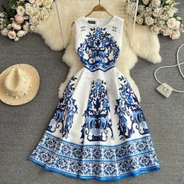 European and American high-end light luxury tank top skirt fashionable round neck waistband slim sleeveless A-line celadon printed dress