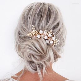 Hair Clips Fashion Pearl Wedding Bridal Accessories Charm Gold Color Floral Combs Women Party Hairpins Jewelry