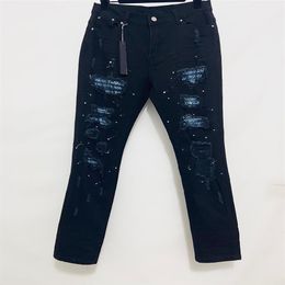 Men jeans luxury design pants Long Skinny Artificial diamond Destroy the quilt Ripped hole designer jean Mens Designers Clothes235B