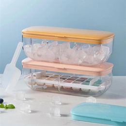 Press Type Ice Maker Silicone Ice Cube Tray Making Mould Creative Storage Box Lid Trays Bar Kitchen Square Cubic Container Box 2206223K