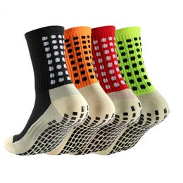 Sports Socks 4pairsAnti-Slip Breathable Football Socks Men Summer Running Rubber Soccer Women Cycling Sports Accessorie Football Grip 230726