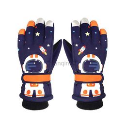 Ski Gloves New Windproof Warm Ski Gloves Winter Outdoor Kids Snow Skating Snowboarding Children Waterproof Skiing Breathable Mittens 2022 HKD230727