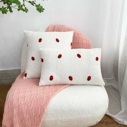 Cushion/Decorative New White Plush Fruit Embroidered Cushion Covers Case 30x50cm 45x45cm Soft Comfort Pilloe Covers for Sofa Bed Living Room R230727