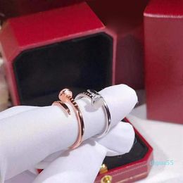 Designers ring Women's luxury jewelry designer Male and female marriage Nail Rings fashion trend couple258z