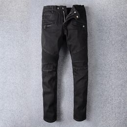 Jeans For Man Designer Black Fit Skinny Rip Skull Slim Biker Fashion Mens Denim Distress Classic Cult Rapper Zipper Pocket Long St2402