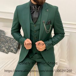 Mens Suits Blazers Fashion Green Suit Wedding Groom Tuxedo Formal Business Blazer Slim Fit Banquet 3 Piece Set Costume Homme Jacket Vest Pants 230726