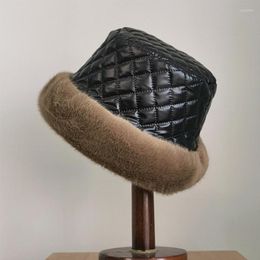 Berets Winter Hat Women Bucket Plaid PU Leather Wide Brim Faux Fur Lady Party Fashion Collapsible Warm