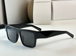 Black Gray Sunglasses 19w for Men Summer Shades Sunnies UV protection Eyewear with Box