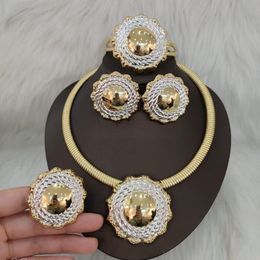 Wedding Jewellery Sets Luxury Earrings and Necklace Set for Women Bride Dubai Gold Plated Jewellery Set Ladies Elegant Bangle Ring Ethiopia Bridal Gifts 230727