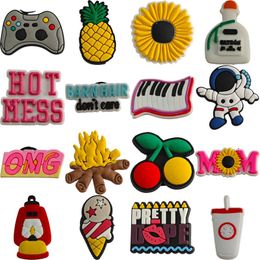 Shoe Parts Accessories Decoration Charms For Clog Sandals Cute Kids Boys Teens Adts Men Party Gifts Drop Delivery Ots0T