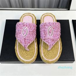 2023-Fashion Slippers Luxury Design Summer Men and Women Flat Shoes Thick Sole Leather Rubber Letter Logo Casual Cartoon Slippers