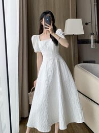 Casual Dresses White Dress Women's 2023 Summer French Break Slim And Gentle Style Square Neck Small