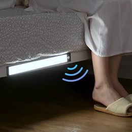 Novelty Items LED Motion Sensor Light Night Wireless USB Under Cabinet For Kitchen Bedroom Wardrobe Indoor Lighting 230727