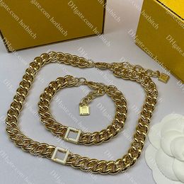 Thick Chain Necklace Designer Women Bracelet Luxury Gold Jewellery Set High Quality Lady Versatile Style Jewelrys Christmas Gift With Box