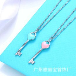 Designer's Brand same enamel heart-shaped Key Necklace womens light luxury wind blue heart pink love clavicle key pendant