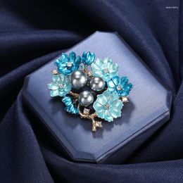 Brooches Women Vintage Elegant Pearl Flower Enamel Blue PIns High Quality Metal Design Delicate Badges Accessories For Lady Gift