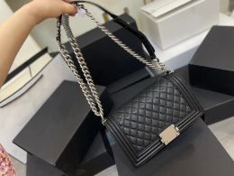 Fashion bags Le boy Diamond V-shaped striped quilted square Flap handbags Caviar leather silver-tone hardware chain shoulder bag Outdoor Sacoche Crossbody bag 25C