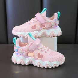 2023 New Girls Breathable Running Shoes Casual Sneakers Kids Breathable Sports Shoes Sweet Heart Design