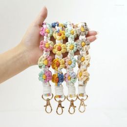 Keychains Weaved Floral Wristband Keyrings Women Knitting Daisy Flowers For Car Keys Korean Style Knitted Sweet