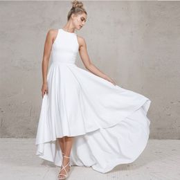 Vestido de noiva liso elegante alto/baixo 2023 decote em bico sem mangas simples vestidos de noiva de cetim macio vestidos de noiva de praia vestidos de noiva