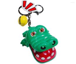 Keychains KC19 Creative Crocodile Mouth Dentist Bite Finger Game Funny Gags Toy Play Fun Key Chain Keyring Accessories Charms