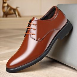 Men's business casual dress shoes 2023 summer new pointed dress shoes party gentleman leather shoes
