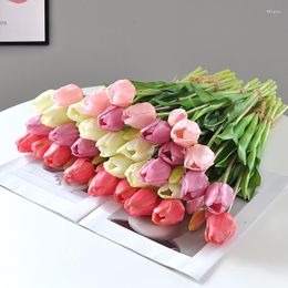 Decorative Flowers 46CM Artificial High Count Tulip Bouquet High-end Home Decoration Floral Art And Green Plants