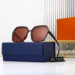 50% OFF Wholesale of sunglasses New Square Frameless Polygonal Polarised Mesh Red Glasses Large Frame Fashion Sunglasses