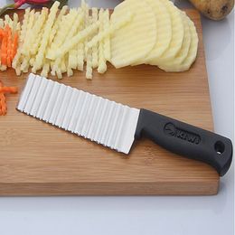 Fruit Vegetable Tools Stainless Steel Potato Chip Slicer Dough Crinkle Wavy Knife Cutter Chopper French Fry Maker 230728