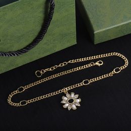 Gold Necklaces Diamond Fashion Flowers Necklace Choker Woman Gold Chain Trend Necklace Long Charm Jewelry