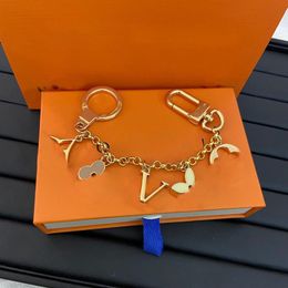 High Quality Keychain Luxury Designer Brand Key Chain Men Car Keyring Women Buckle Keychains Bags Pendant Exquisite Gift With Box 204m