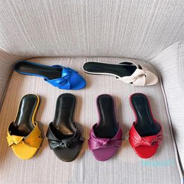 2023-luxury flat bottomed mule women's slippers gentleman strap cow leather letter leather slide model designer slippers