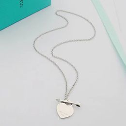 Cross Arrowhead Heart Necklace Necklaces Designer Jewellery Rose Gold Sier Womens Jewelrys Designers for Women Birthday Wedding Party Gift with Box s s s