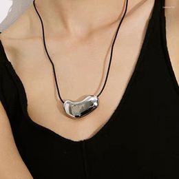 Pendant Necklaces Brass Rope Chain Big Irregular Heart Necklace Women Jewelry Punk Designer Runway Rare Gown Boho Japan Korean