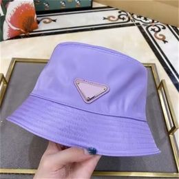 Wide brim designer caps and hats for man bob metal triangle letter valentine s day gift cappello ladies exquisite multicolor bucket hat nylon elegant MZ01 C23