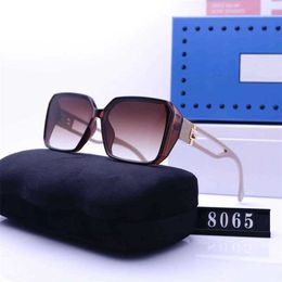 56% OFF Wholesale of Overseas new home net red men's and women's sunglasses travel box glasses 8065