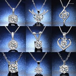 Pendant Necklaces Exquisite Crystal Love Heart Necklace Simple Rhinestone Antlers Moissanite Four-leaf Clover ForWomen Girls