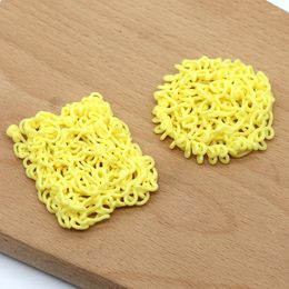 Decorative Flowers 4cm Fake Noodle Instant Food Models Kitchen Noodles Artificial Life Silicone Window Po Prop Decoration