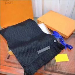 Wool Scarves Winter Luxury Cashmere Scarf Men Women High End Designer Classic Oversized Big Letter Pattern Pashmina Shawl Neckerchiefs New Long Wraps