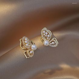 Stud Earrings Luxury Personality Pearl Butterfly Golden Women Fashion Elegent Imitation Inlaid Rhinestones Shiny