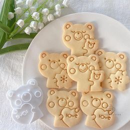 Baking Moulds Love Heart Bear Cookie Mould Valentine's Day Mother's Cutter Stamp PLA Plastic Reusable 3D Home DIY Mould