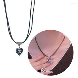 Pendant Necklaces Fashion Flower Heart Necklace Clavicle Chain Sweet Cool Choker Double Layer Wax Rope Jewelry For Women