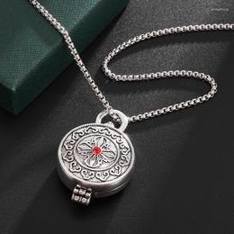 Pendant Necklaces Antique Brass Engraved Box Necklace Mini Po Romantic Accessories For Men And Women